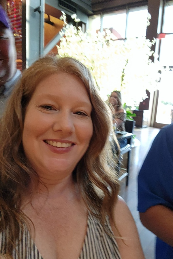 Cruise Brothers Travel Agent Jennifer Wolff Phillips